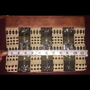 Abercrombie & Fitch clutch